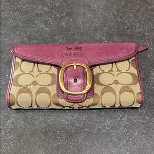 Coach Women's Plum and Beige Signature Wallet